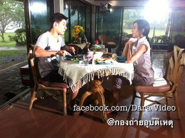 601642_435425453173164_1605275116_n